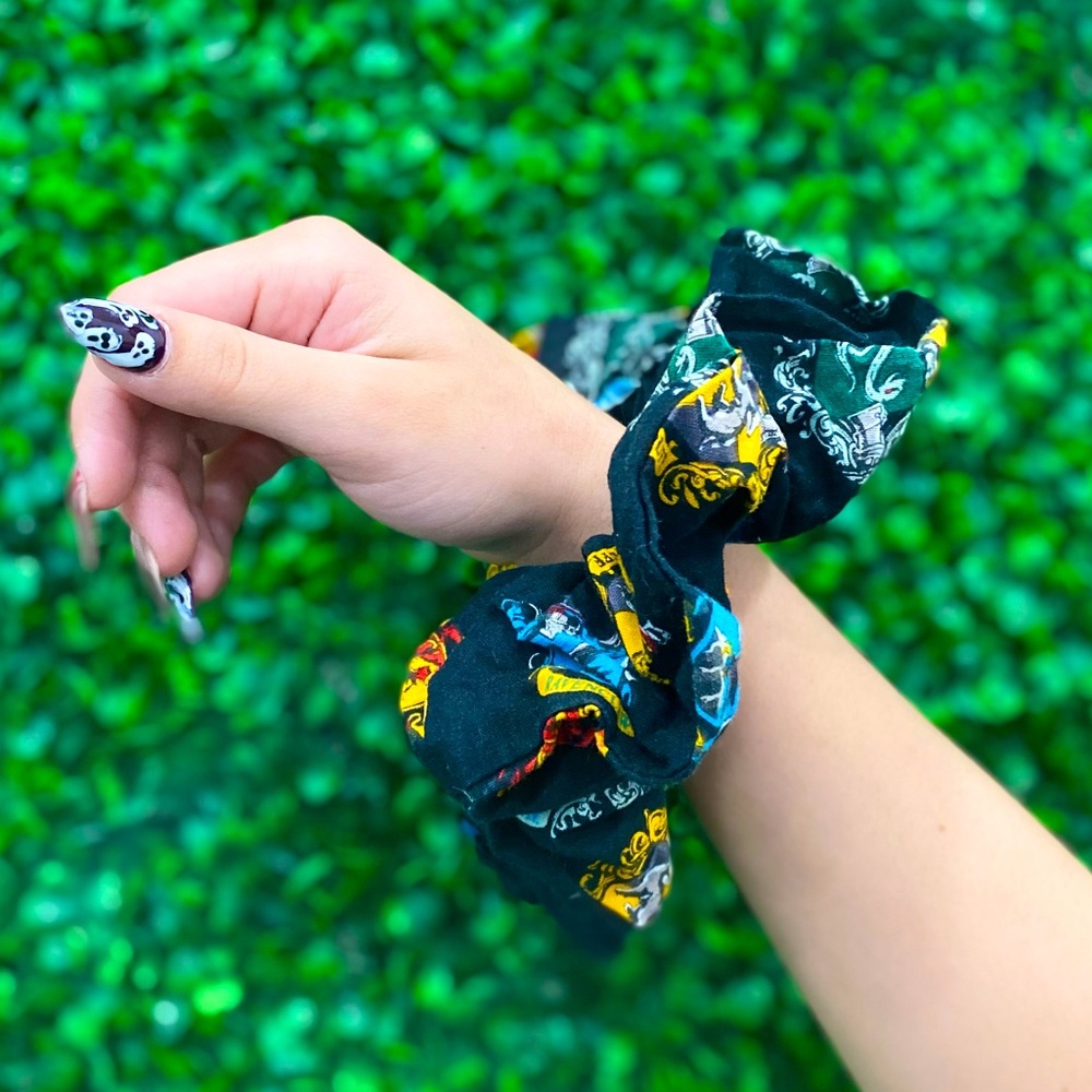 COPY - Wizard House Crest Scrunchie